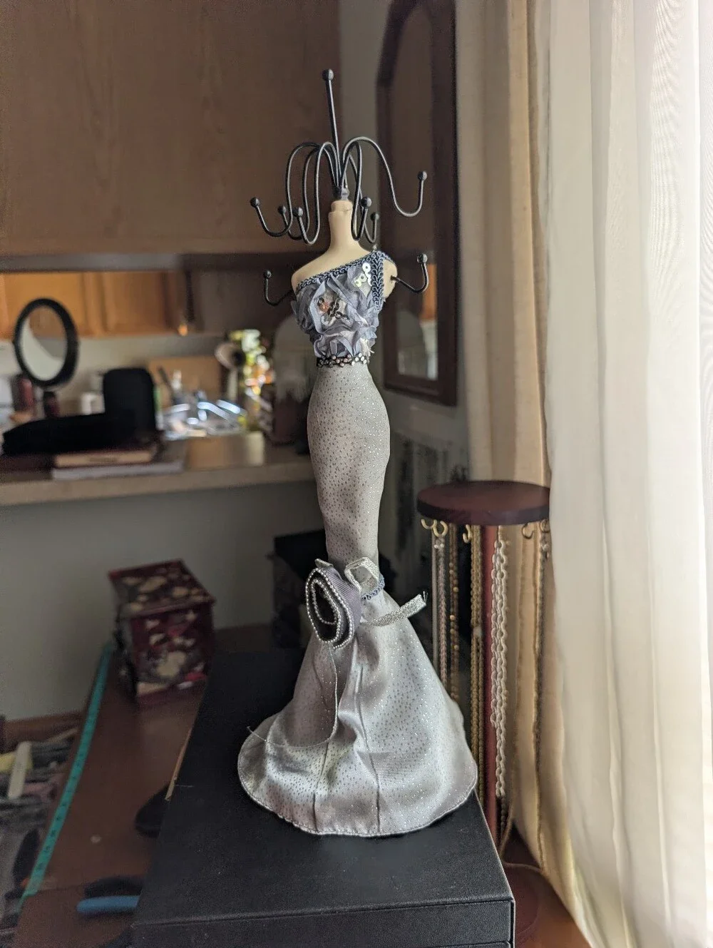 Vintage Dress Form Jewelry Holder Decorative Necklace & Bracelet Display Stand